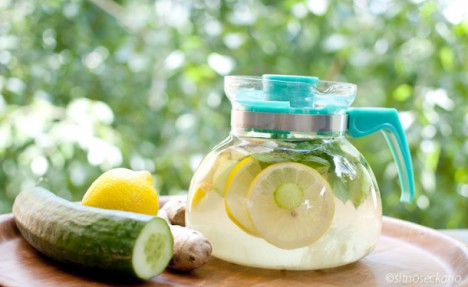 BAUTURA CARE TE AJUTA SA AI UN ABDOMEN PLAT