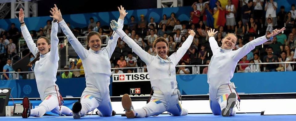 Medalie de aur pentru echipa Romaniei la Cupa Mondiala de scrima