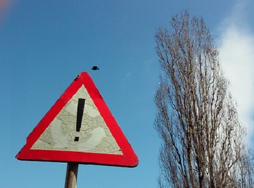 Azi despre ieri – 12 aprilie 2016