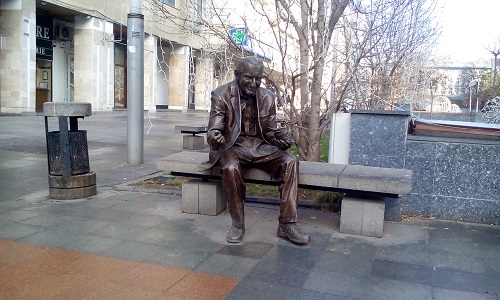 Azi despre ieri – 8 aprilie 2016