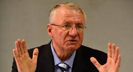 Vojislav Seselj, achitat în toate cele nouă capete de acuzare