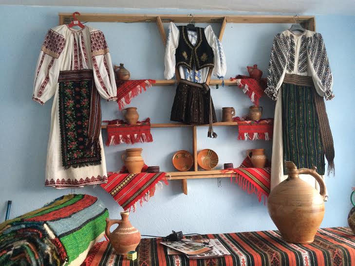 (Reportaj) Obiceiurile stravechi, reinviate in atelierul Lilianei Arapu