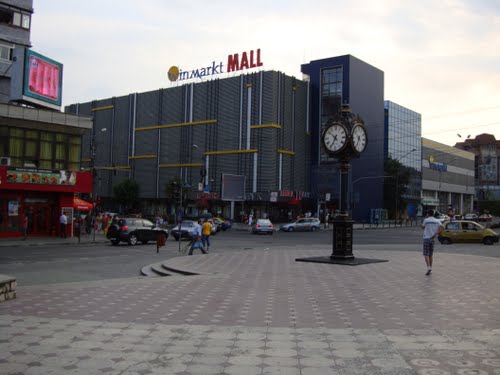 Trafic pietonal restrictionat in centrul Rm. Valcea