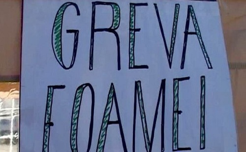 La Mintia continuă protestul