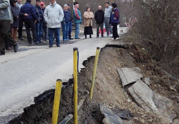 100 de persoane izolate in Pitesti!