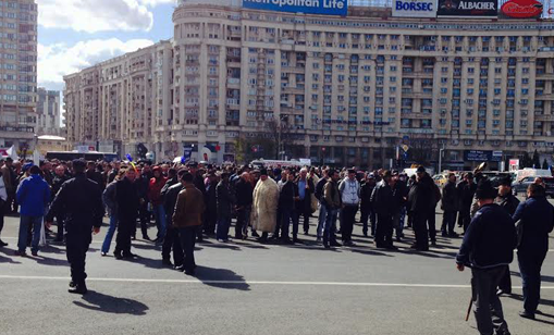 Miting în Piaţa Victoriei din Bucureşti (audio)