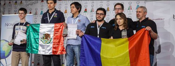 Tineri români, medalii de argint şi bronz la concursul internaţional Robot Challenge