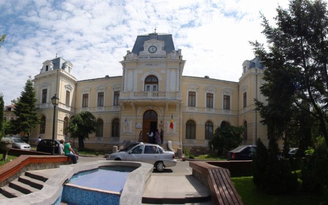 Muzeul Judetean Olt face angajari!