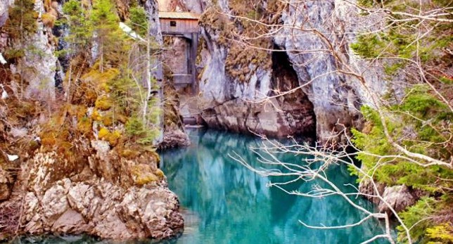 Cea mai pură apă de pe planetă se găseşte în România!