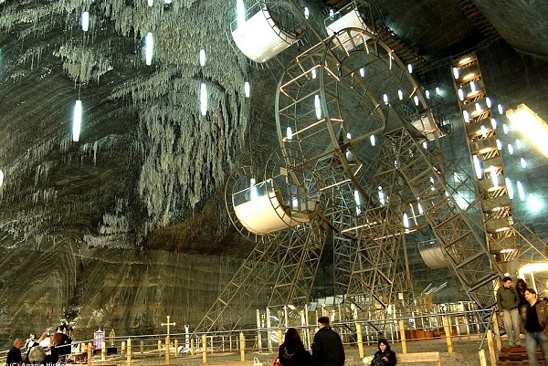 Un obiectiv turistic din Romania e mai apreciat decat Disneyland