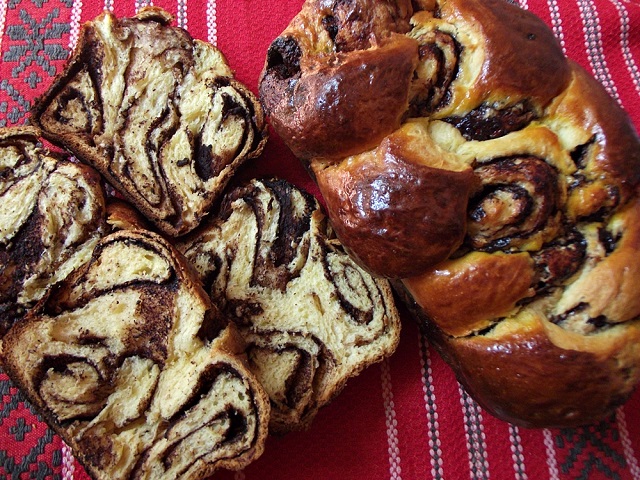 Cozonac, dupa reteta lui Mihail Kogalniceanu, Costache Negruzzi si Pastorel Teodoreanu