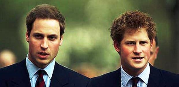 Harry şi William au vizitat platourile de filmare Pinewood