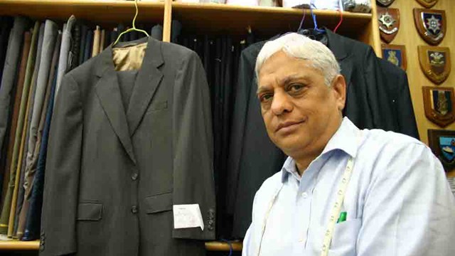 Manu Melwani, croitorul care i-a imbracat pe Prince si David Bowie