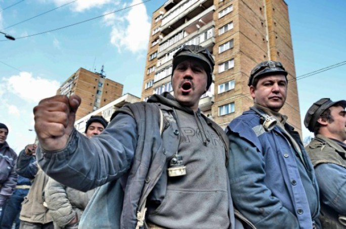 Minerii ajung la București (audio)