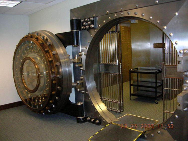 Hackerii au furat 81 de milioane de dolari dintr-o banca care nu avea sistem de securitate