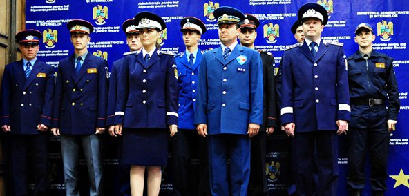 Peste 700 de valceni vor sa devina politisti
