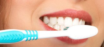 Pasta de dinți conține un ingredient periculos