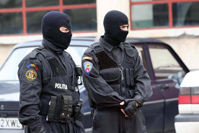 Perchezitii in aceasta dimineata in Teleorman si Ilfov