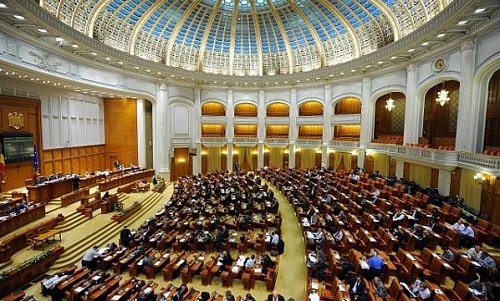 Moțiunea împotriva ministrului Justiţiei va fi votată astăzi în Camera Deputaţilor