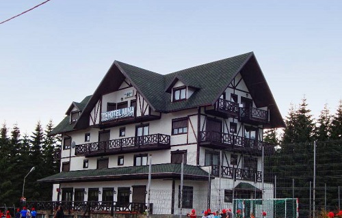 CEO își vinde hotelurile