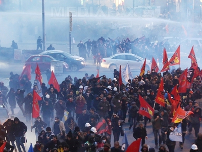 Manifestații în lume (audio)