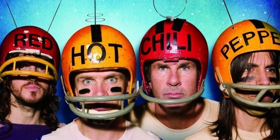 Solistul trupei Red Hot Chili Peppers a fost spitalizat de urgență