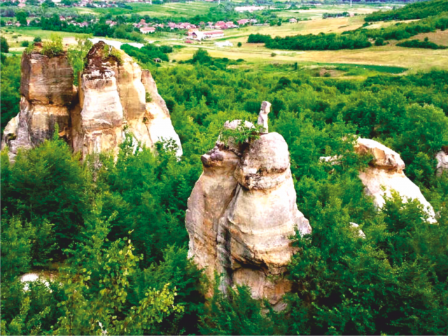 Peisaje de poveste in Romania: Gradina Zmeelor!