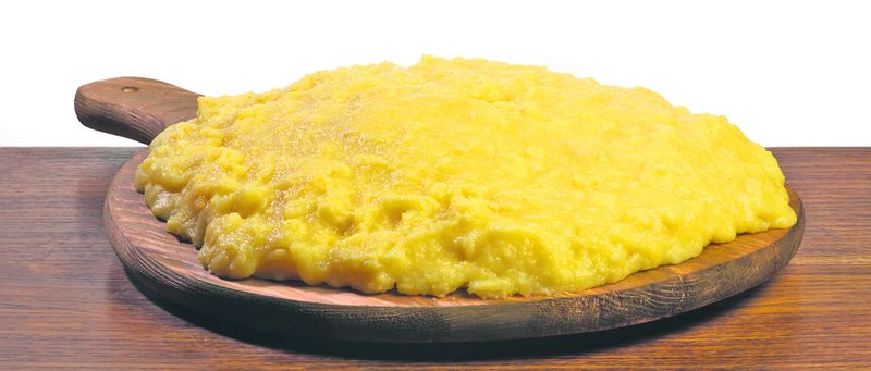 Povestea unui preparat de mii de ani: mămăliga