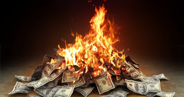 S-A DESCHIS PRIMUL MAGAZIN DIN ROMANIA UNDE BANII N-AU NICIO VALOARE!