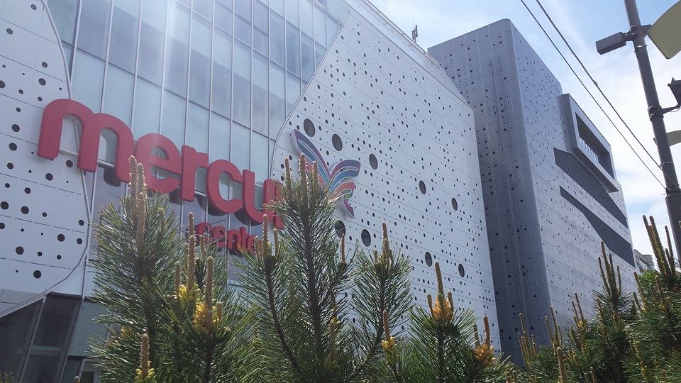 Delia si Deepcentral inaugureaza Mercur Center!