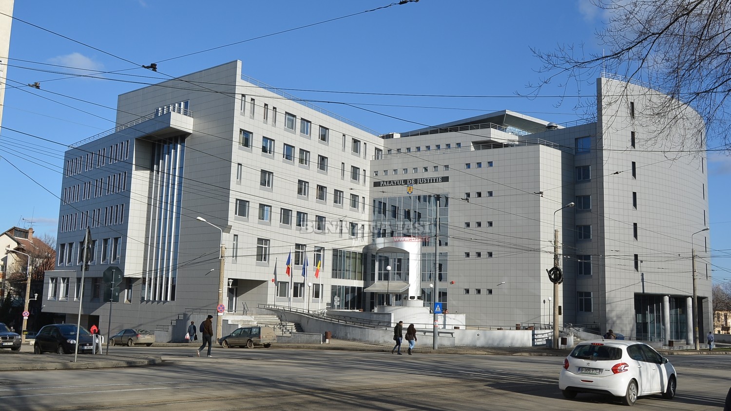 ALERTA! Alarma cu bomba la tribunalul Iasi