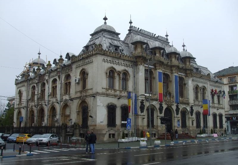 Taxa de parcare, clădirile și terenurile neîngrijite, în dezbatere publică