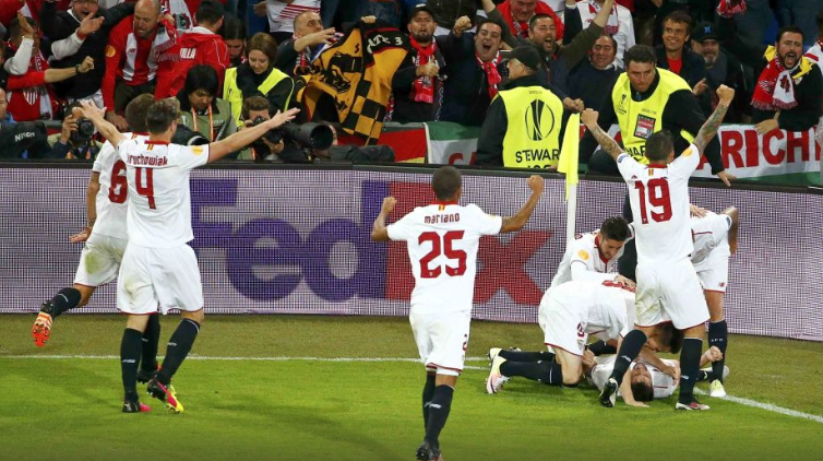 Sevilla a castigat trofeul Europa League pentru a treia oara consecutiv!