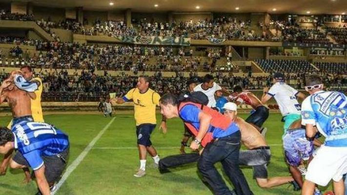 Măsuri sporite pentru siguranța spectatorilor pe arenele sportive