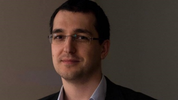 Protagonistul documentarului „Reteaua”, Vlad Voiculescu, este noul Ministru al Sanatatii!