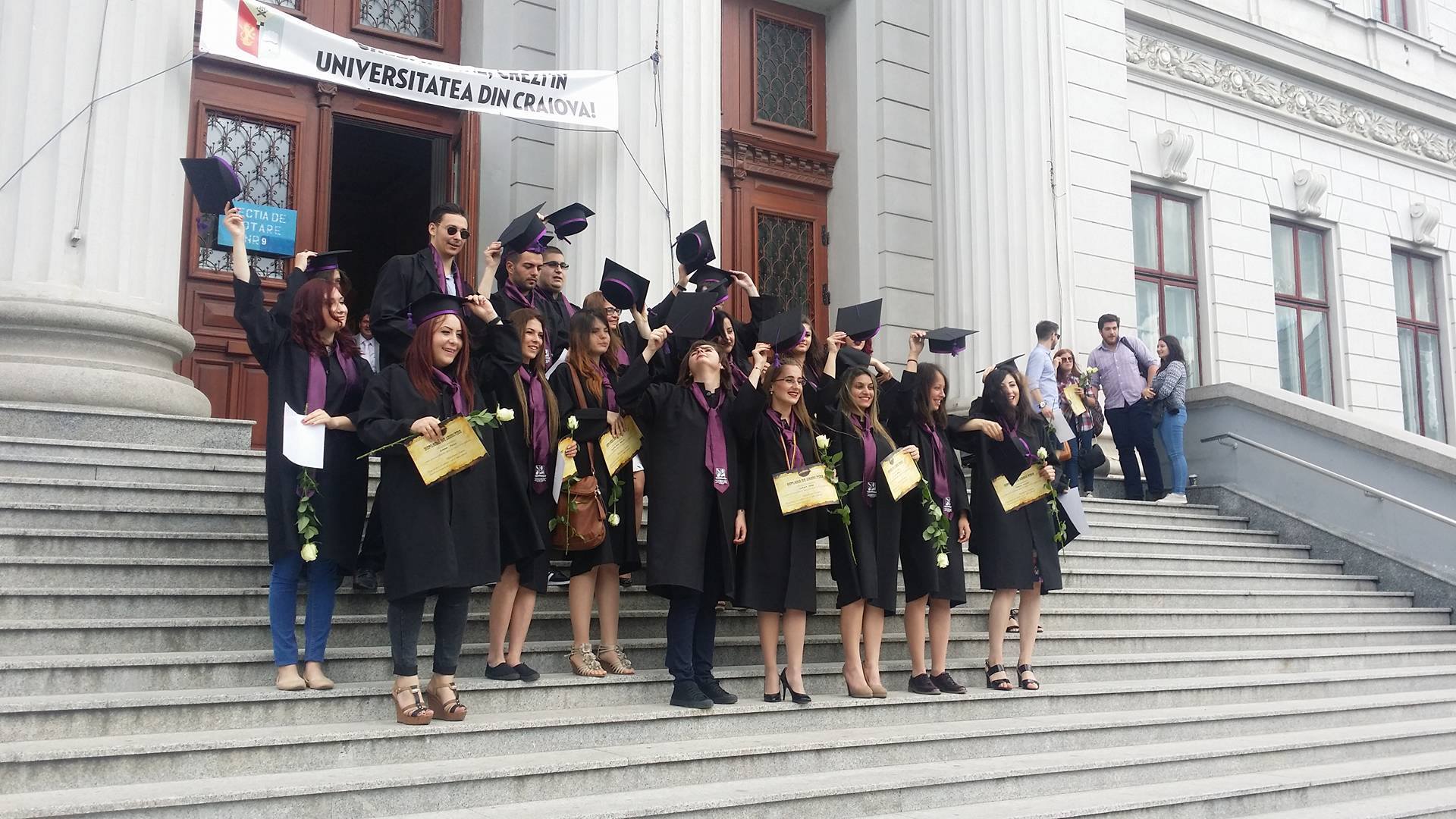 O nouă promoție de jurnaliști la Universitatea din Craiova