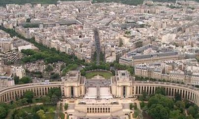 Autoritățile restricționează circulația în Paris din cauza poluării