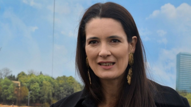 Clotilde Armand vrea mai puțini parlamentari, care să lucreze opt ore pe zi