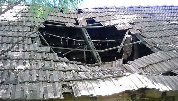După grindină, casele oamenilor au rămas fără acoperişuri (audio)