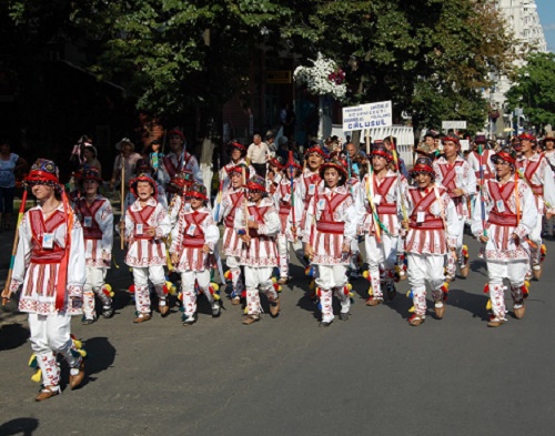 O mie de căluşari vor juca în același timp!