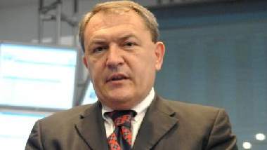 Piaţa de capital poate fi noul motor economic al României (audio)