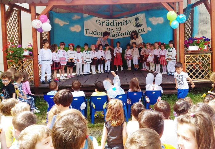 ”Dezvoltare profesională pentru experți în educație”