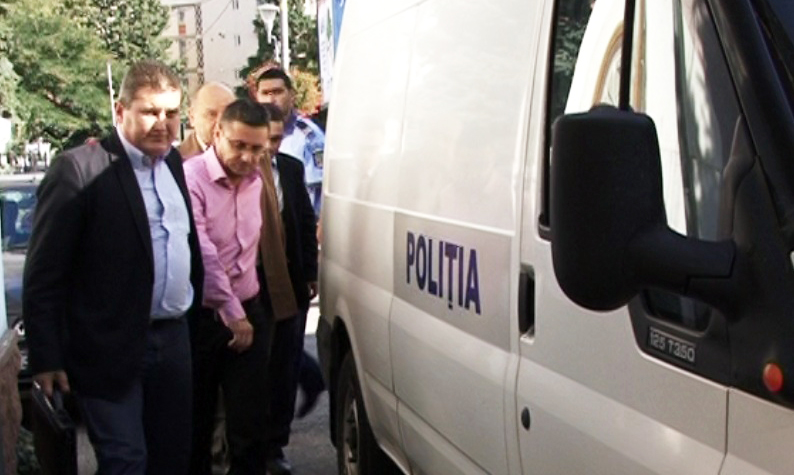 20 de persoane trimise in judecata in dosarul ”Masa Calda”