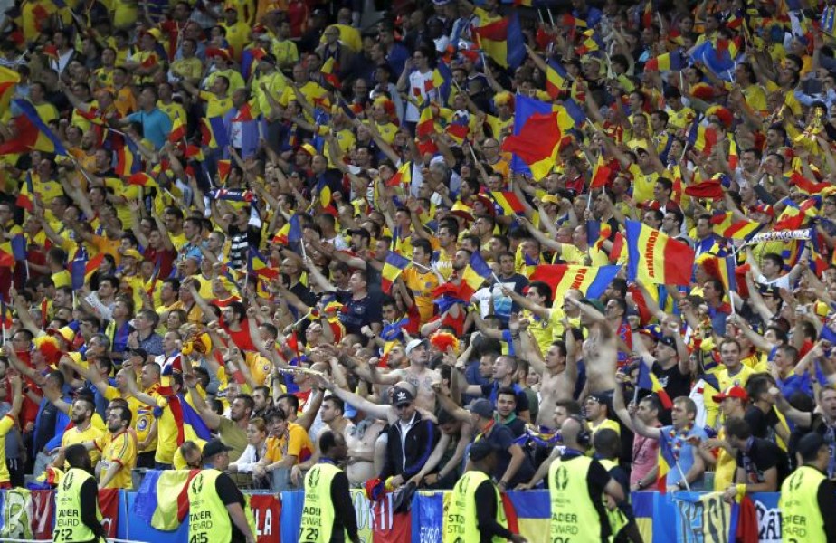 Premiera maine la EURO 2016: Parada suporterilor romani!