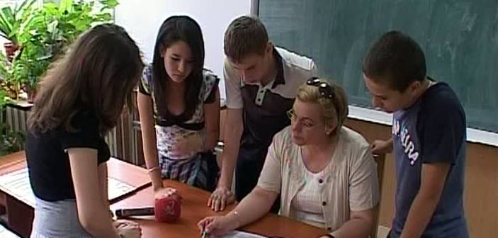 Părinţi şi elevi, protest la Ministerul Educaţiei