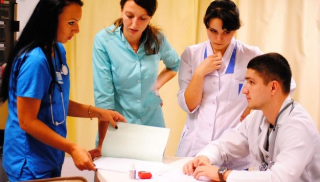 Contract separat pentru gărzi (audio)