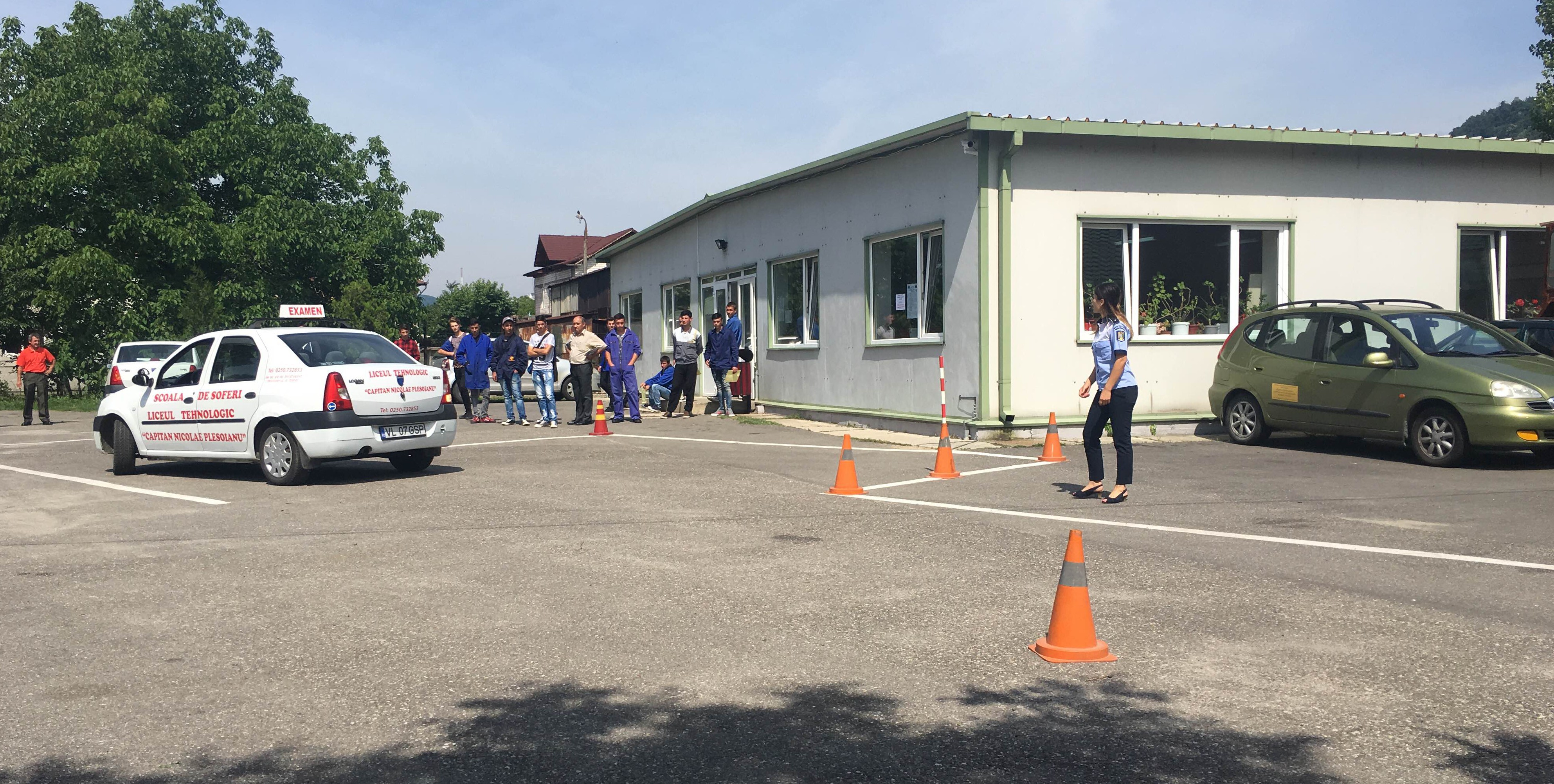 Concurs de educatie rutiera la Valcea