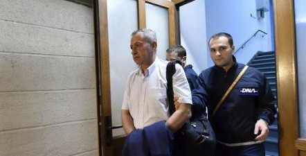 Mandate de arestare pentru managerii Institutului Oncologic din Bucureşti şi Spitalului „Bagdasar Arseni”