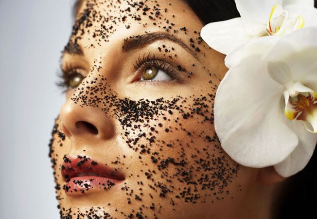 Zaţ de cafea pentru o piele catifelată