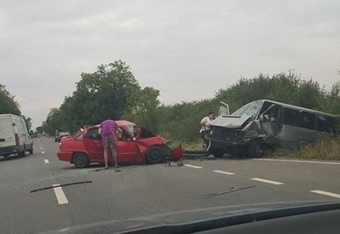 Accident grav pe DN79